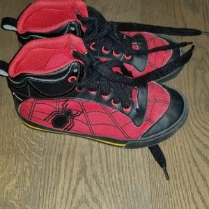 Boys Size 13 Spiderman Sneakers